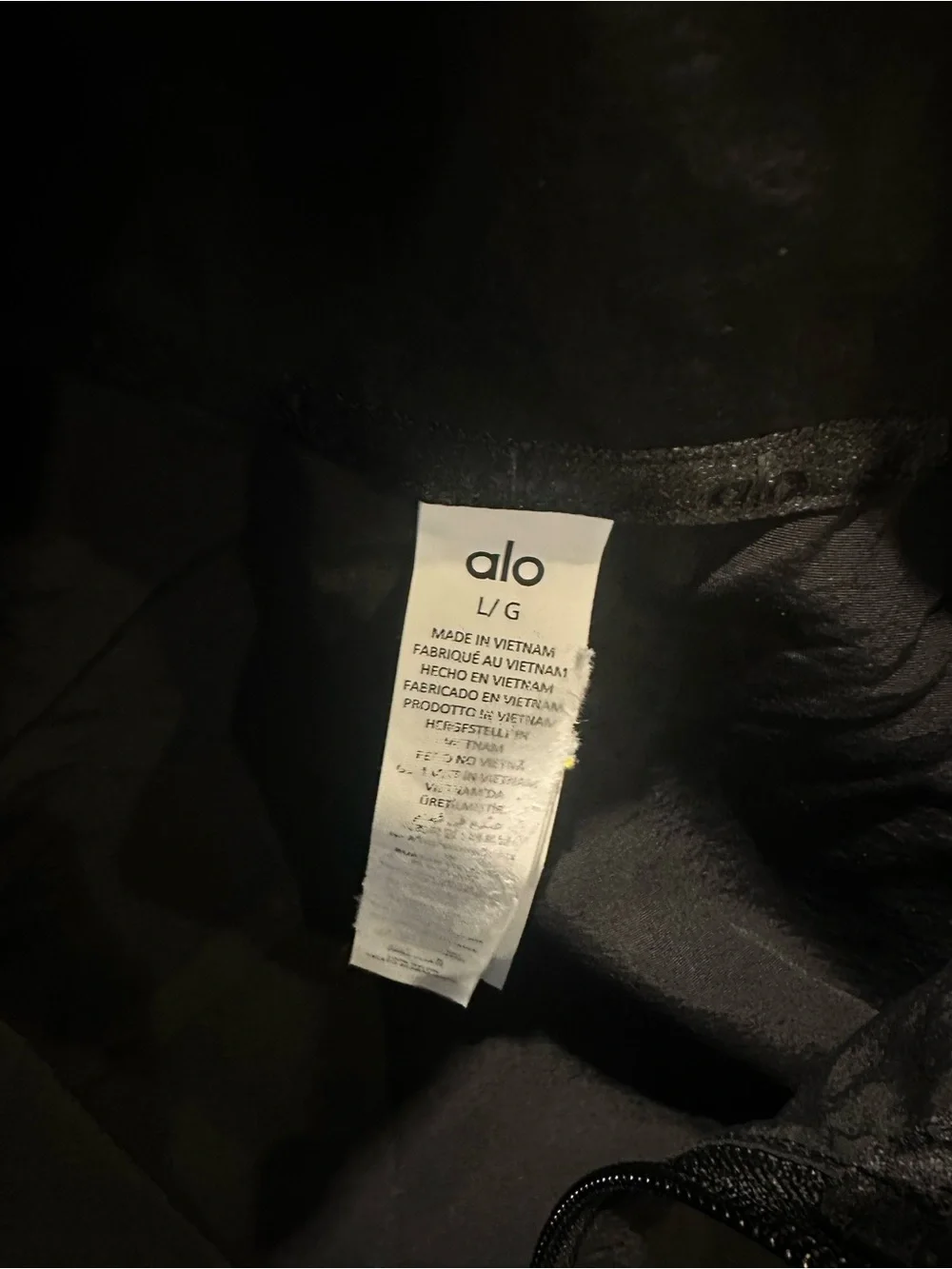 ALO Yoga Cropped 1/4 Zip Alumni Pullover Size Large Black NWOT